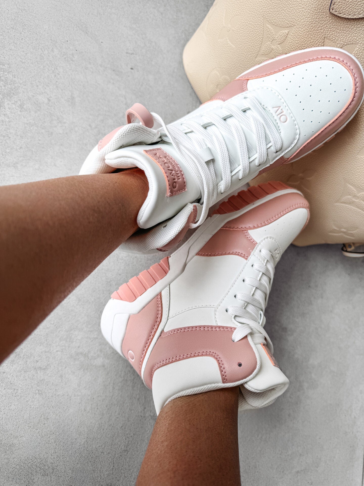 HYPERION SNEAKERS WHITE & PINK